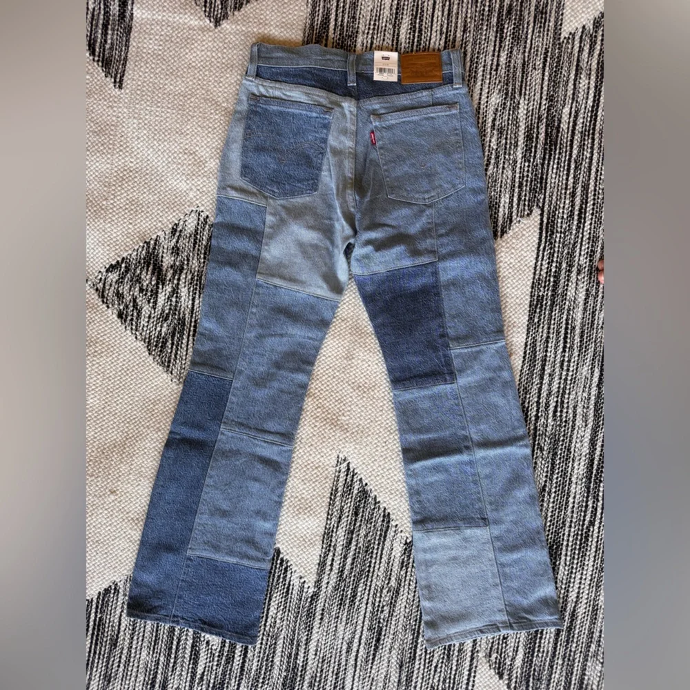 Levi’s Patchwork Wedgie Bootcut Jeans - Picture 7 of 10